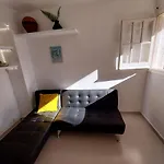 2 Bed 10min Walk To Διαμέρισμα