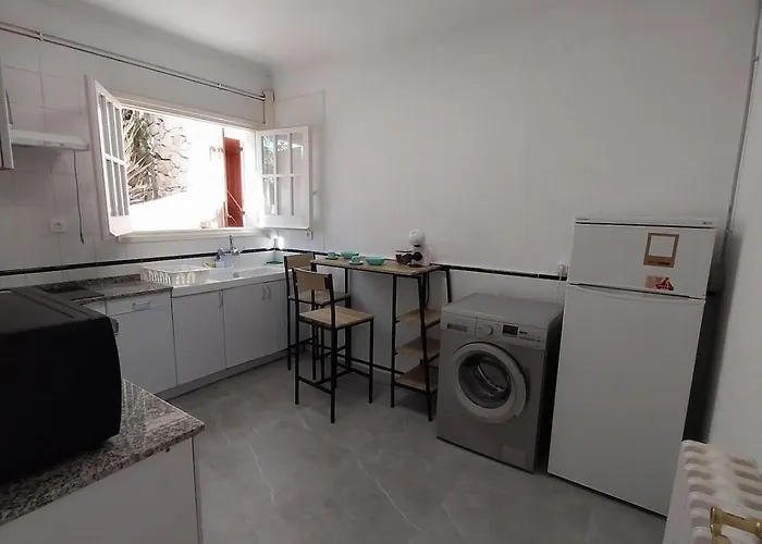 2 Bed 10min Walk To * Tarragona